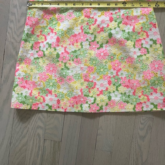 Lilly Pulitzer Tate Skirt multi color sun bonnet lace - Picture 6 of 7
